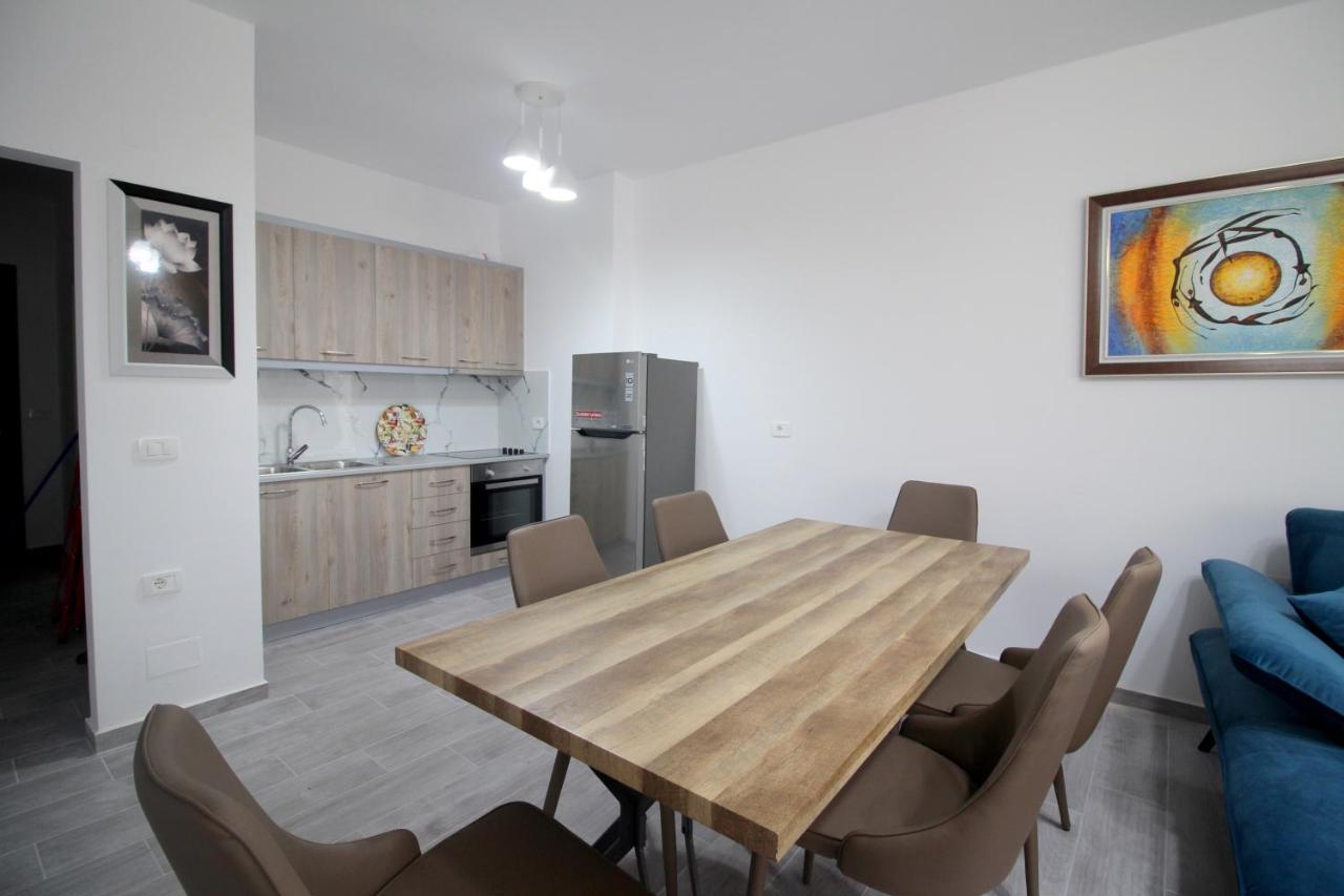 Luxury Sea View Apartaments Sarandë Eksteriør bilde
