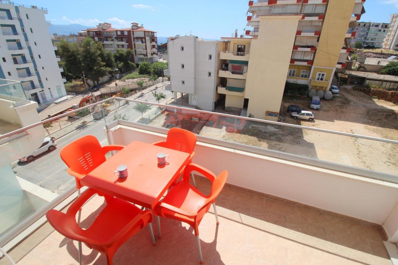 Luxury Sea View Apartaments Sarandë Eksteriør bilde