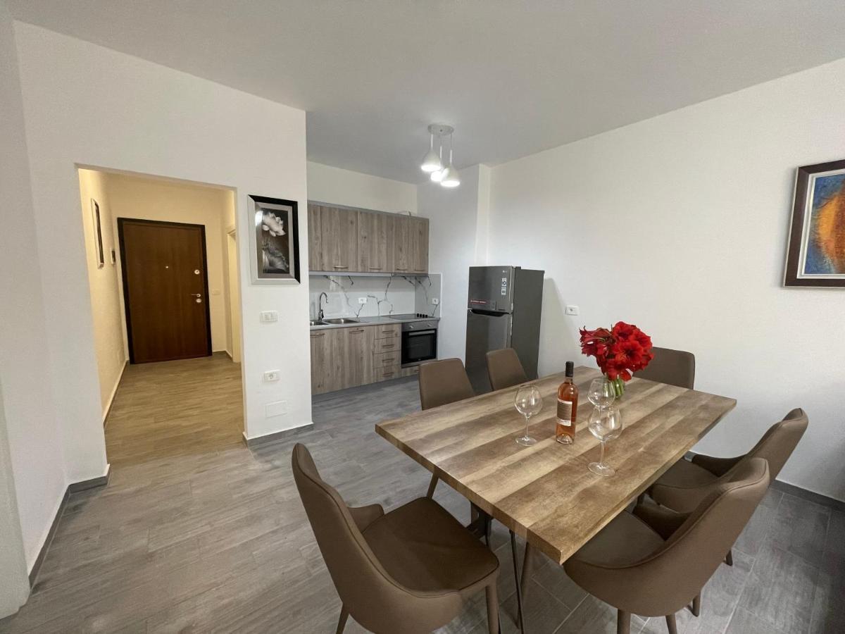 Luxury Sea View Apartaments Sarandë Eksteriør bilde