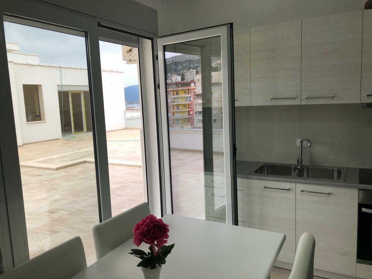 Luxury Sea View Apartaments Sarandë Eksteriør bilde