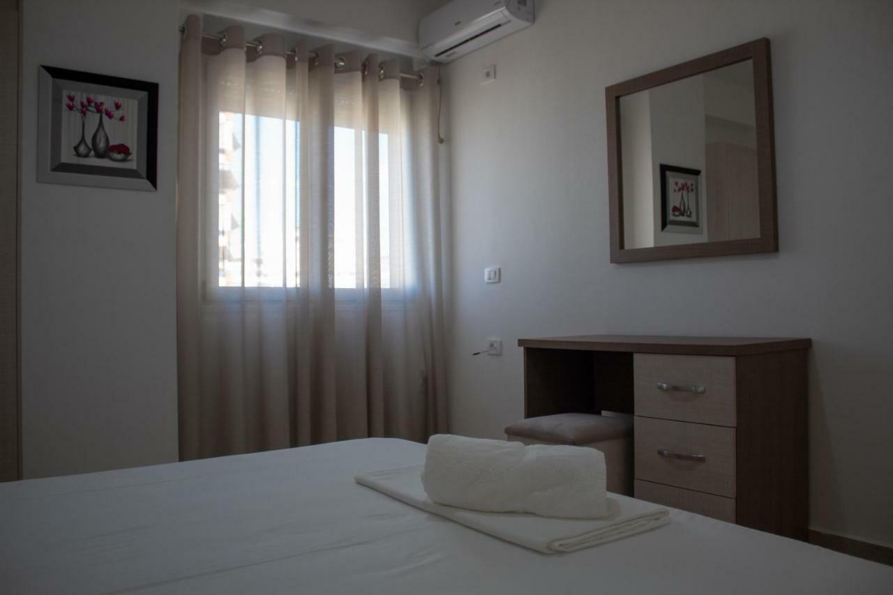 Luxury Sea View Apartaments Sarandë Eksteriør bilde